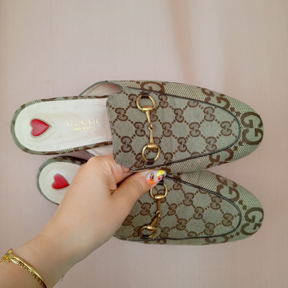 Gucci mules 38.5